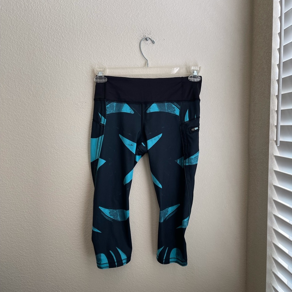 Lululemon Run Top Speed Crop Leggings 6 EUC Pocket
